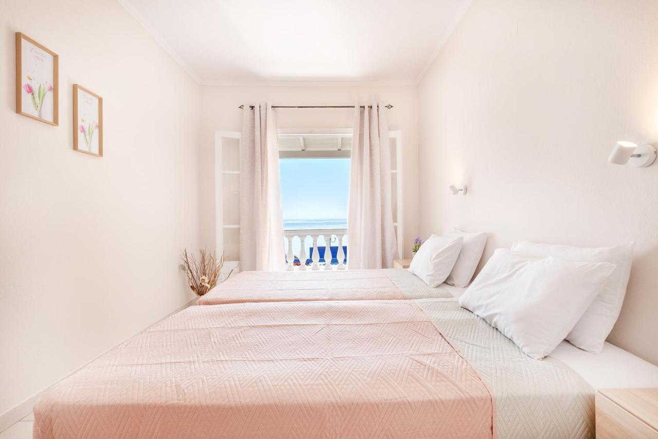 Albatross Apartments By Konnect, Ipsos Corfu Exterior photo